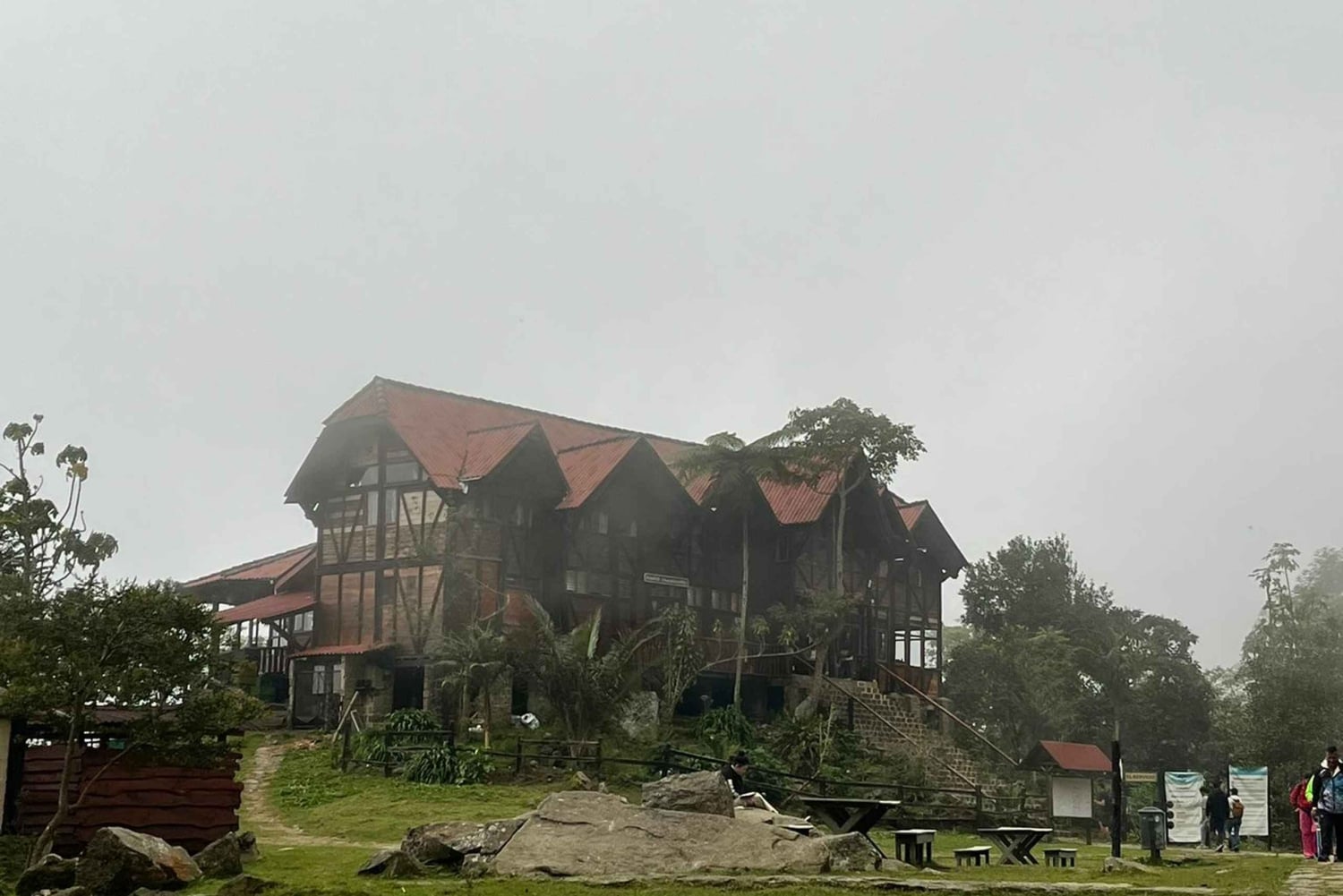 Bogota: Chicaque Cloud Forest Day Trip with Lunch