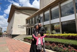 BOGOTA : Tour de ville, Monserrate, Museo del Oro, Museo Botero, Plaza Bolivar