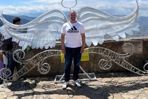 BOGOTA : Tour de ville, Monserrate, Museo del Oro, Museo Botero, Plaza Bolivar