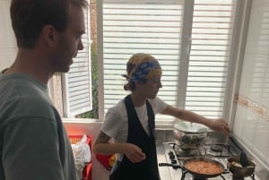 Bogotá: Colombian Cooking Class with Market Visit