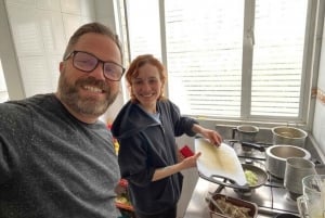 Bogotá: Colombian Cooking Class with Market Visit