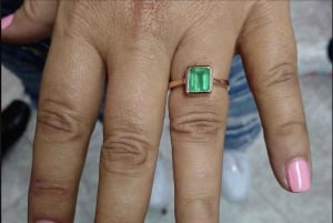 Bogotá: crea il tuo anello di smeraldo in un laboratorio
