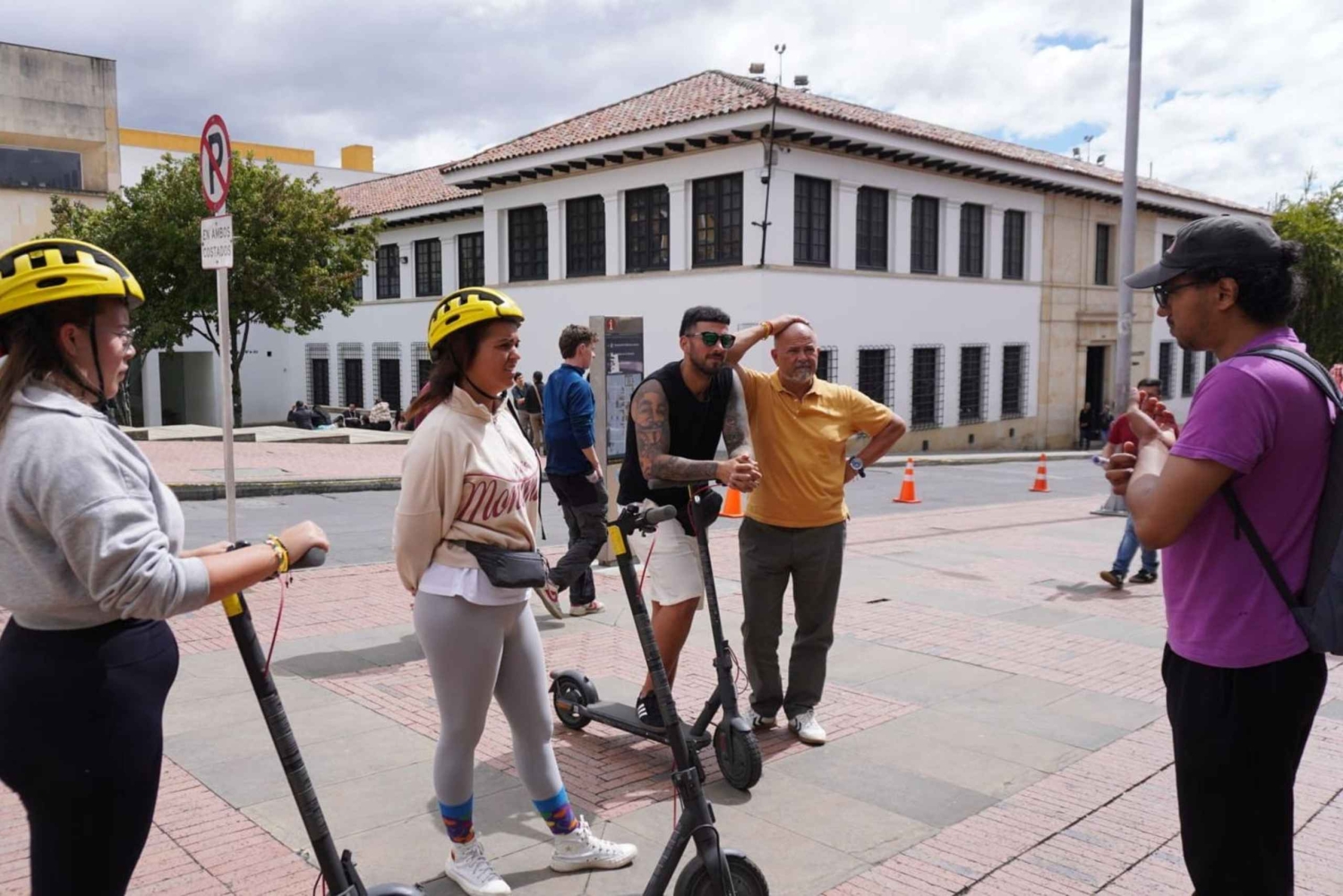 Bogotá: Kulturrundtur på elscooter (La Candelaria)