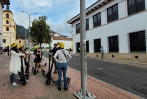 Bogotá: Kulturrundtur på elscooter (La Candelaria)
