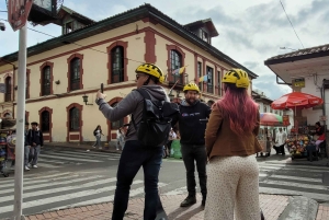 Bogotá: Kulturrundtur på elscooter (La Candelaria)