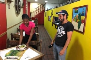 ボゴタフードエクスペリエンス：文化と料理のツアー