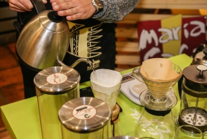 Bogotá: Tour gastronómico guiado con 12 catas y taller de café