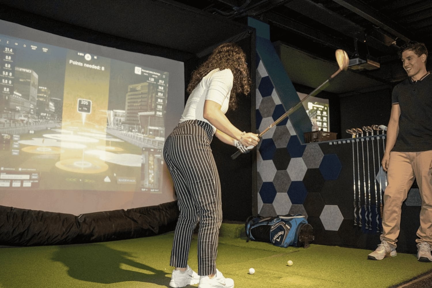 Bogota: Golf, Sushi, and City Views Tour with Pickup