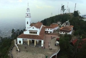 Bogotá: Cabalgata de Guadalupe a Monserrate