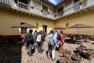 Bogotá Modeling the past: Pre-Hispanic ceramics workshop