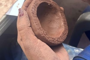 Bogotá Modeling the past: Pre-Hispanic ceramics workshop