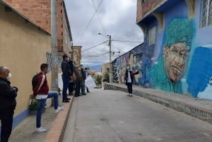 Bogotá: tour privato di Monserrate e Ciudad Bolívar con graffiti