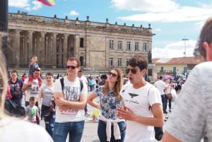 Bogotá: Monserrate, La Candelaria and City Walking Tour