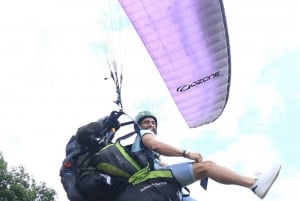 Bogota: Paragliding Flight Ticket in Guatavita