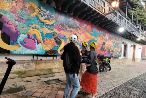Bogota: Graffiti Tour with Electric Scooter (La Candelaria)