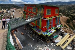 BOGOTA: Tour durch Villa de Leyva, Ráquira, Pozos Azules und Puente de Boyacá