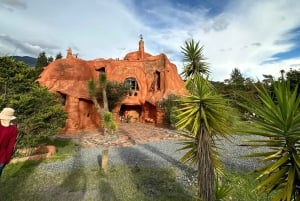 ボゴタ：ヴィラ デ レイバ ラキラ ポソス アズレスなどへのツアー