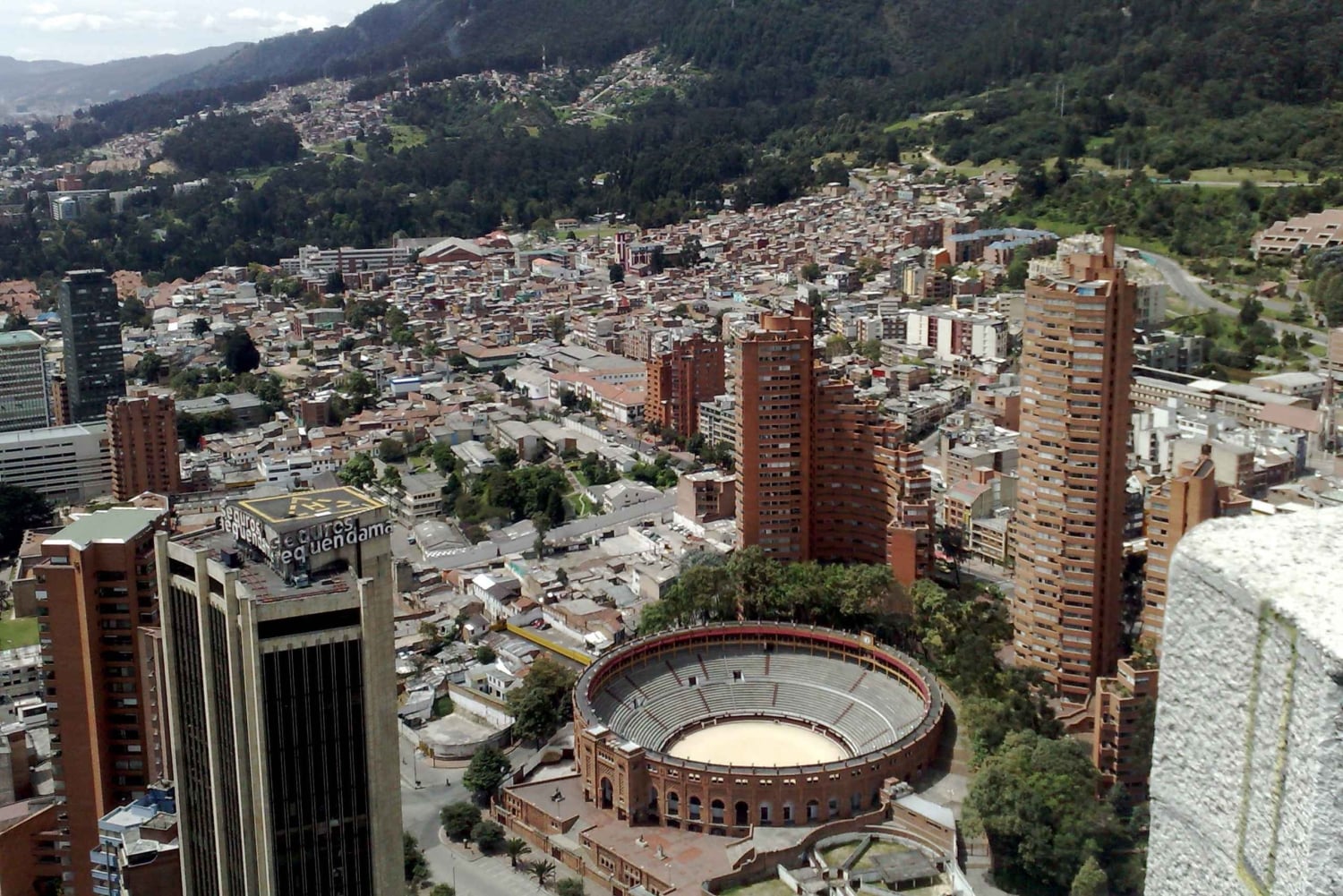 Bogota: Transport fra El Dorado lufthavn til hotellet ditt