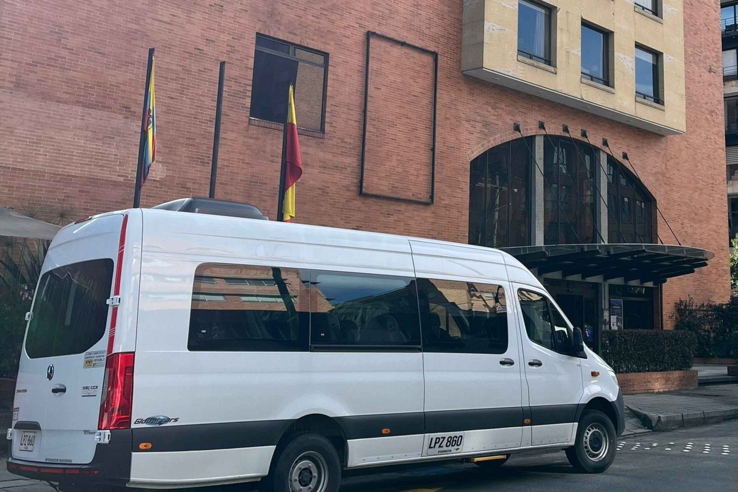 Bogota: Transport fra El Dorado lufthavn til hotellet ditt