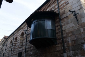 Bogotá: True Colombian Walking Tour + Local Snacks