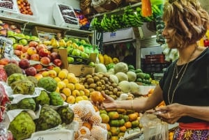 Bogotá : visite privée urbaine, fruits exotiques, graffitis et tejo