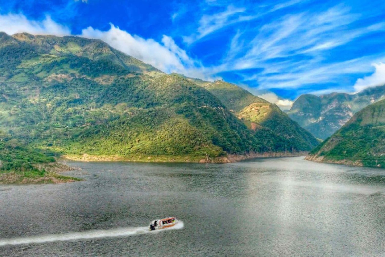 Bucaramanga: passeio de 1 dia à Represa de Topocoro, partindo de Bucaramanga