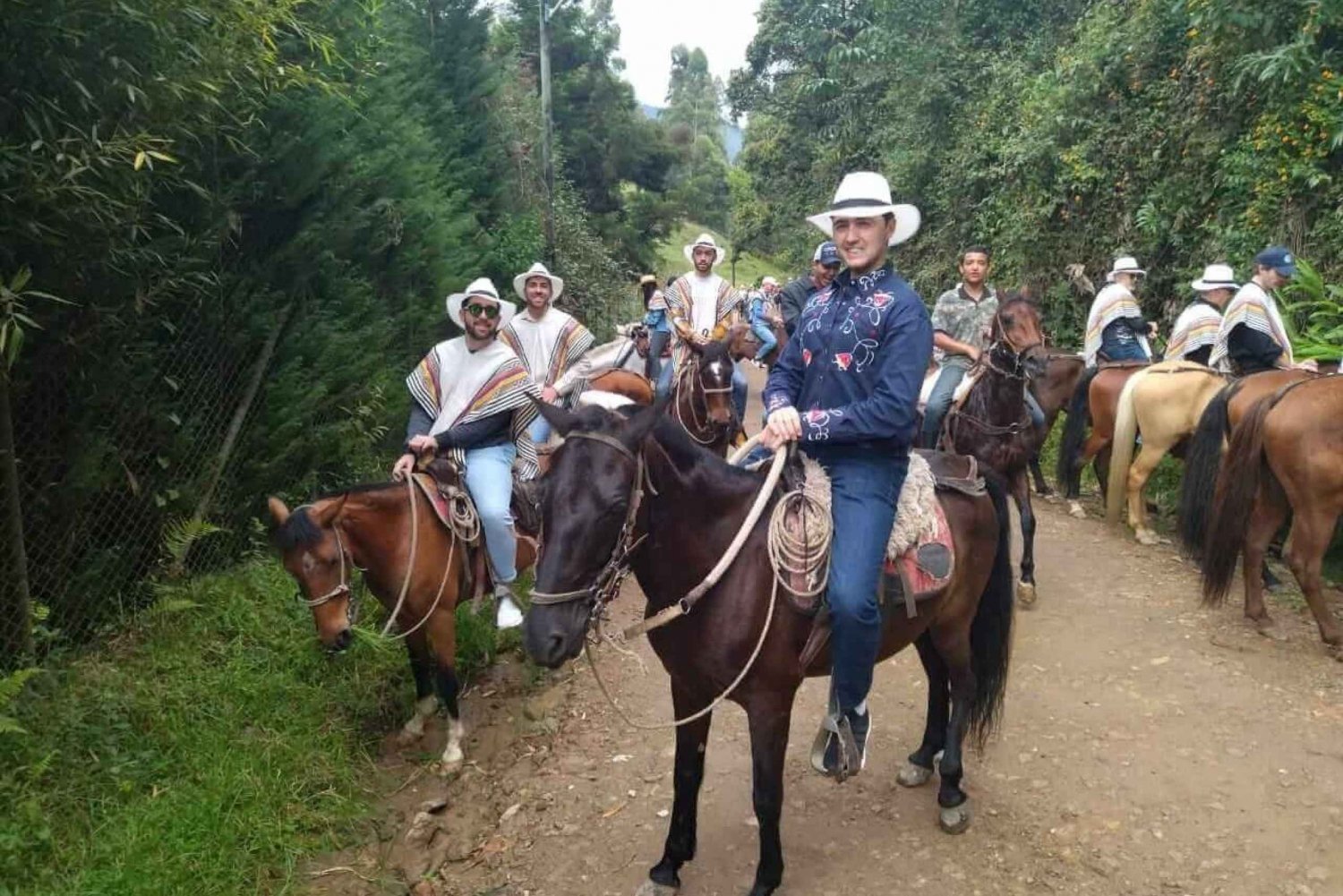 Copacabana Horseback Ride ALL INCLUSIVE - Medellín