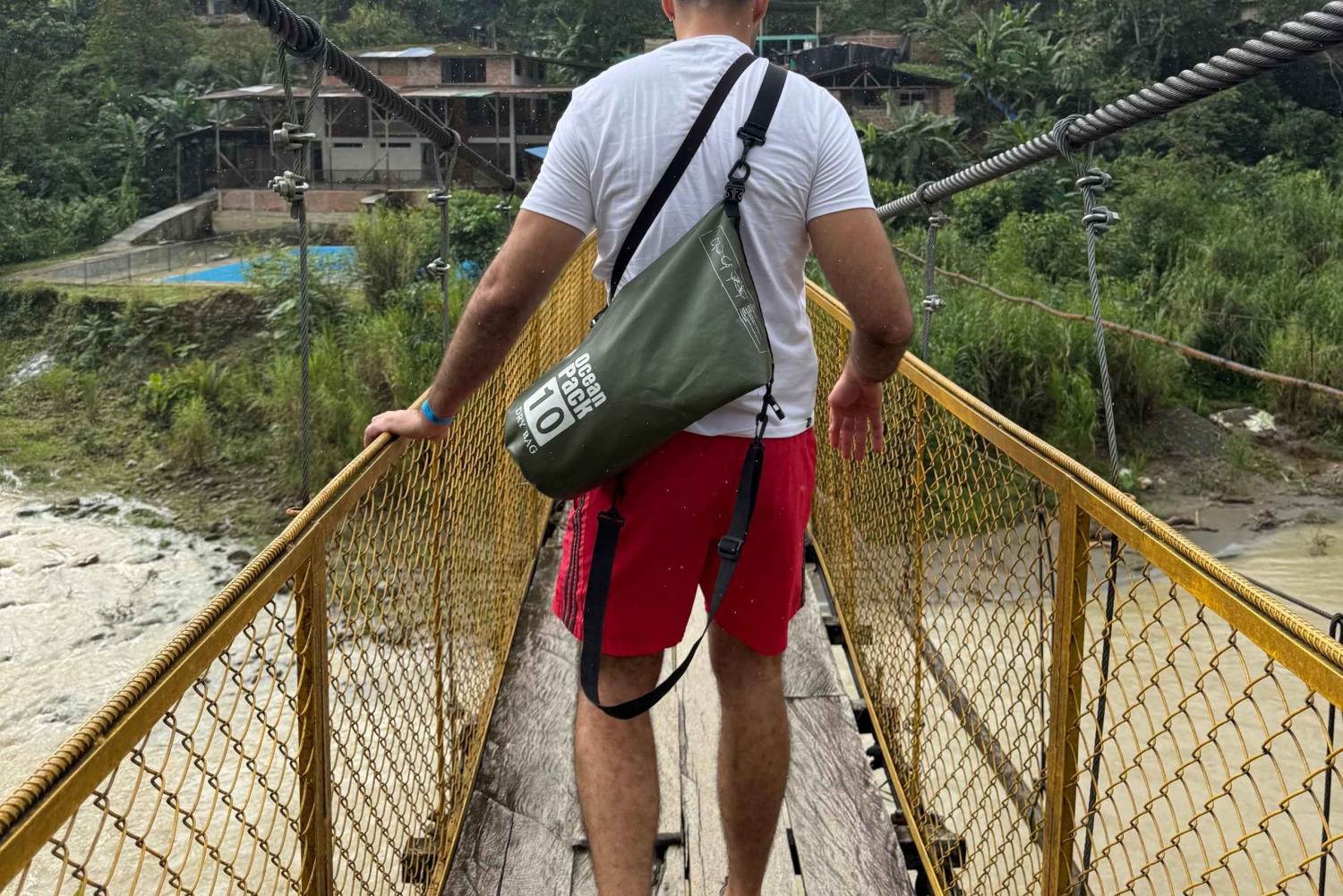 Cali: Day trip to San Cipriano. Adventure in rivers, little witches, and waterfalls