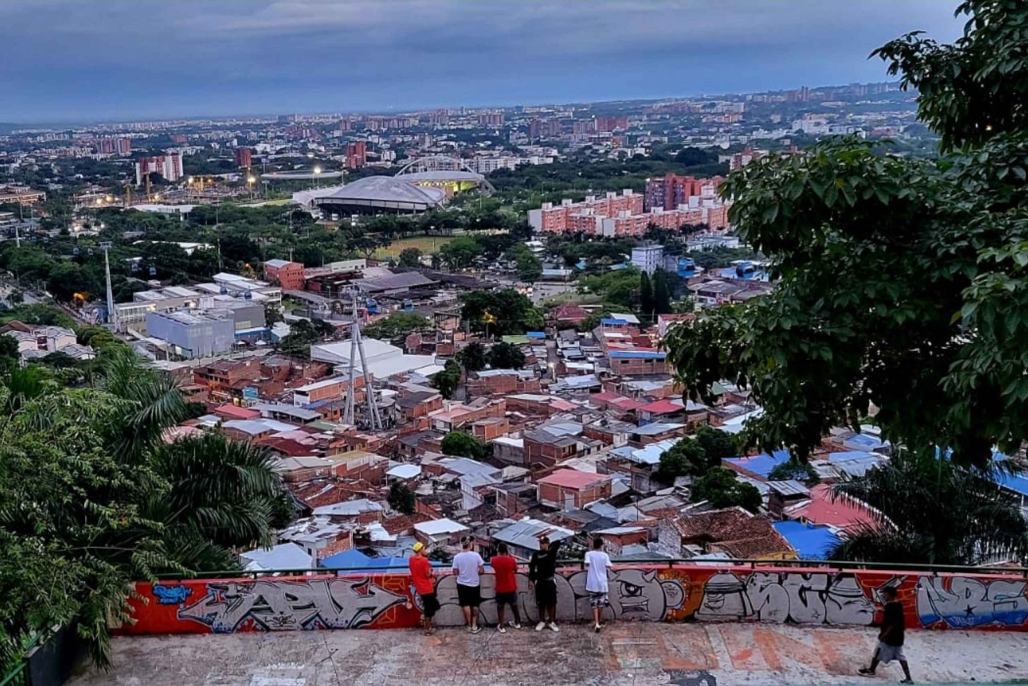 Cali Driving Tour of the 11 Neighborhoods of Commune 20 in Colombia