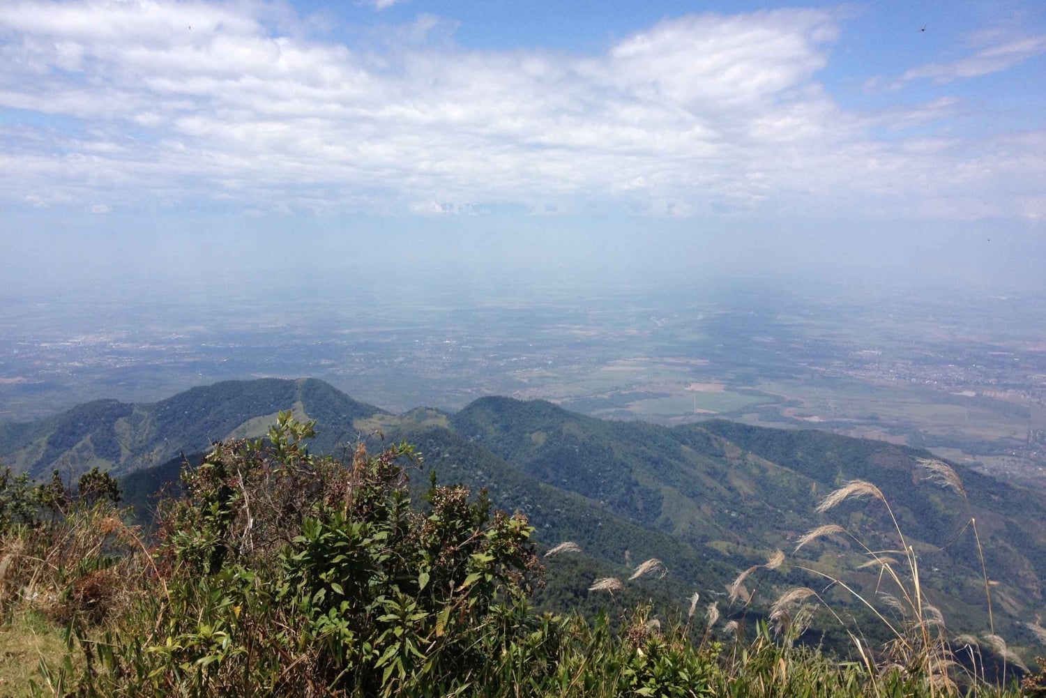 Cali : Aventure Trekking Pico de Loro - Farallones de Cali