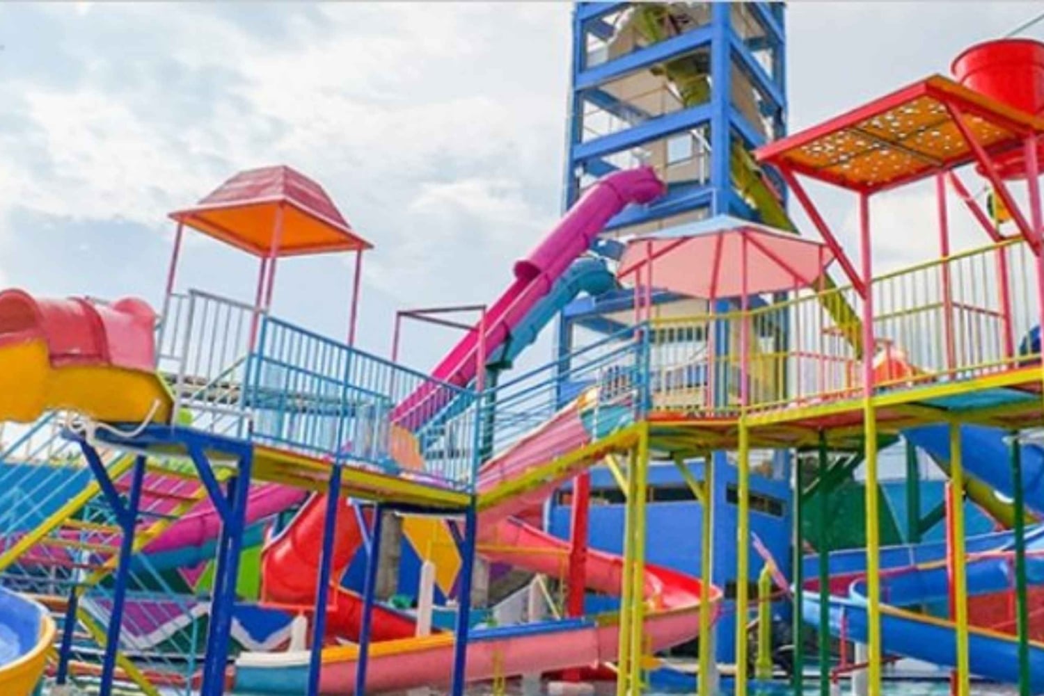 Cali: Tour zum Freizeitpark Las Bailarinas ab Cali