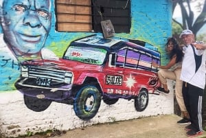 Cali : Visite à pied des 11 quartiers de la Commune 20