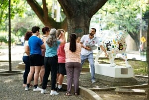 Cali: Walking tour of the historic center