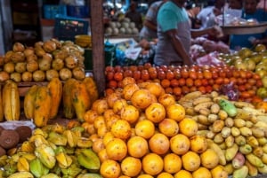 Cartagena: 3-Hour Bazurto Market Tour