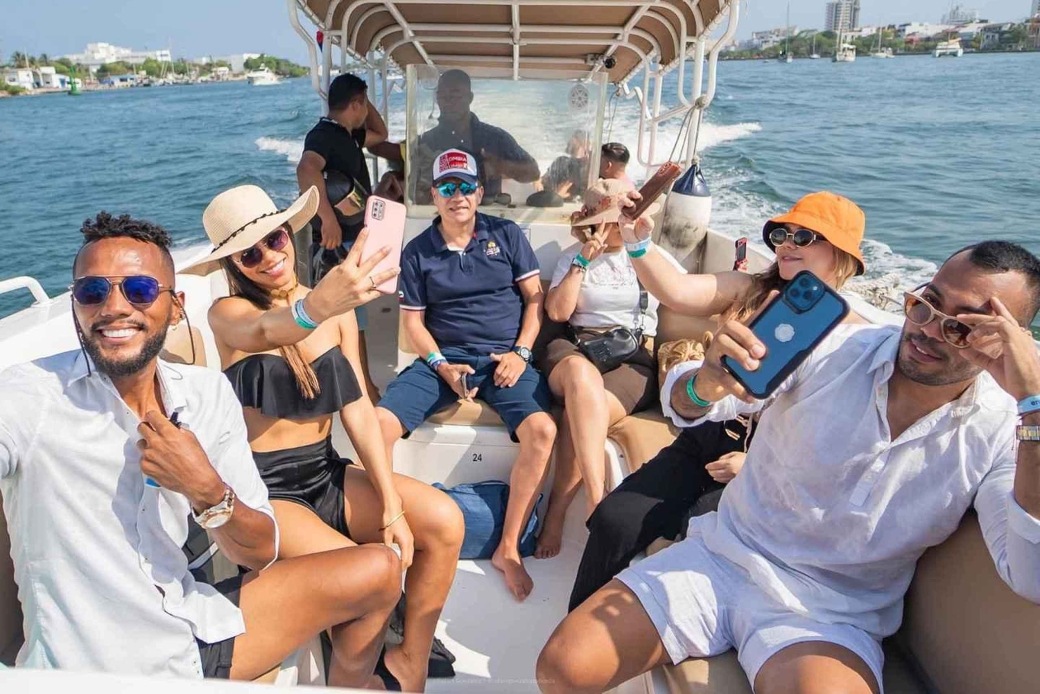 Cartagena: 5 Islas del Rosario, Helkväll med drinkar, snorkling och lunch