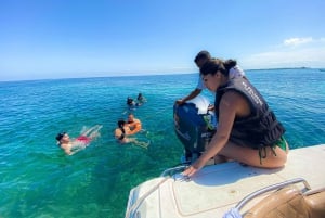 Cartagena: tour delle 5 isole del Rosario con snorkeling e pranzo