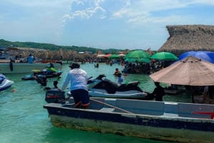 Cartagena: tour delle 5 isole del Rosario con snorkeling e pranzo