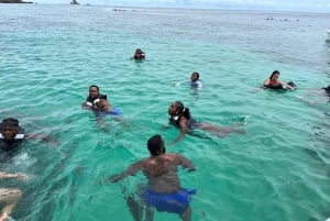 Cartagena: tour delle 5 isole del Rosario con snorkeling e pranzo