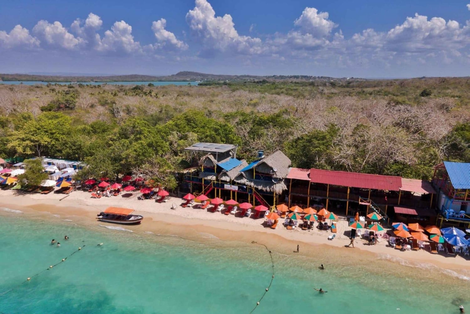 Cartagena: Tour VIP a las 5 Islas del Rosario con Plankton Plan