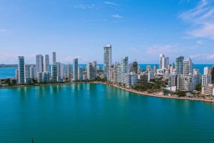 Cartagena: Airport transfer to any hotel in Cartagena