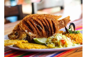 Cartagena Nocturna: Recorrido Histórico Cena Típica + Degustación de Dulces