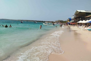 Cartagena: Barù Island Playa Blanca Beach Trip with Lunch
