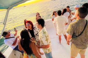 Cartagena: Buktur med åpen bar, solnedgang og diskotek