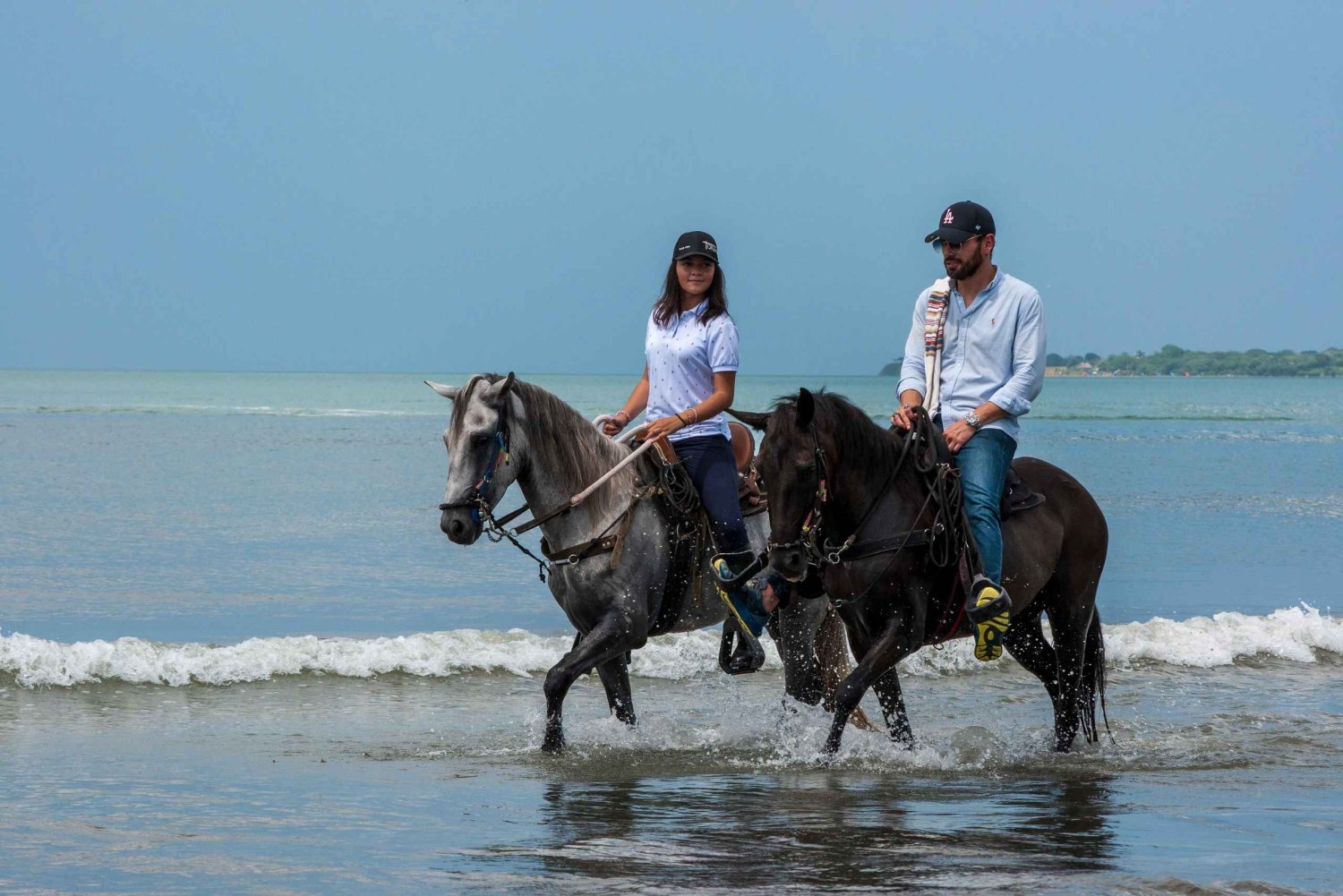 Cartagena: Passeio a cavalo pela praia e cultura equestre colombiana