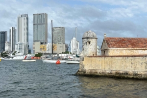CARTAGENA: FIETSTOCHT MET LUNCH OP DE FAVORIETE PLEK VAN BOURDAIN