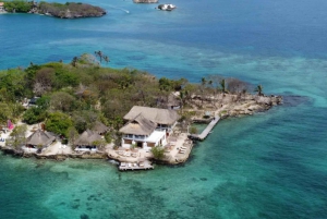 Cartagena: Boat transfer to and from hotels in Isla Grande