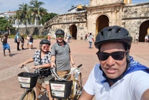 Cartagena op de fiets: geschiedenis, cultuur en meer binnen de muur