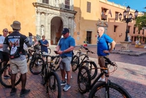 Cartagena op de fiets: geschiedenis, cultuur en meer binnen de muur