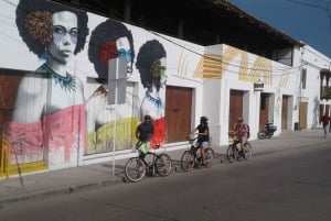 Cartagena by Bike: History, Culture and More Inside the Wall