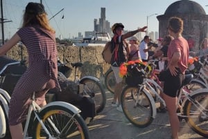 Cartagena by Bike: History, Culture and More Inside the Wall
